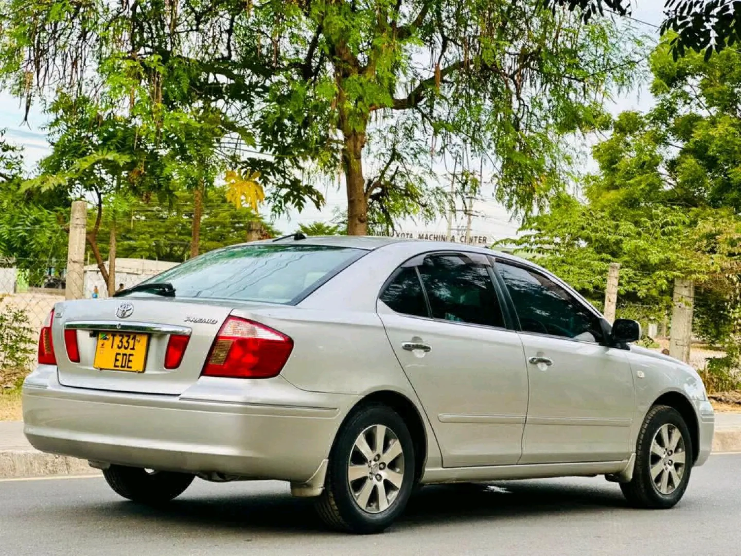 Toyota Premio G 2004 Automatic (1980cc) for Sale thumbnail 4