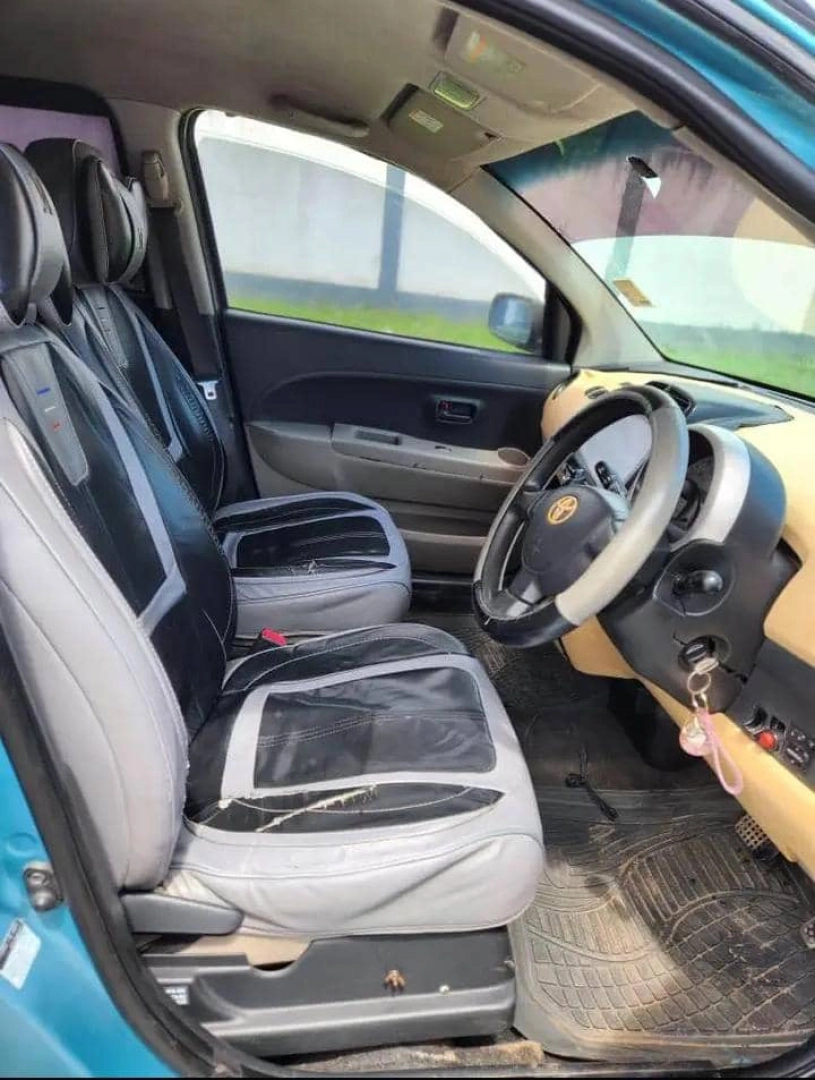 Toyota Passo Light Blue Full AC thumbnail 2