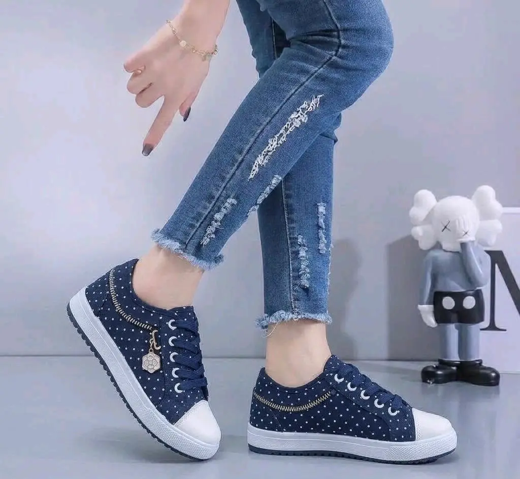 Polka Dot Casual Sneakers thumbnail 3