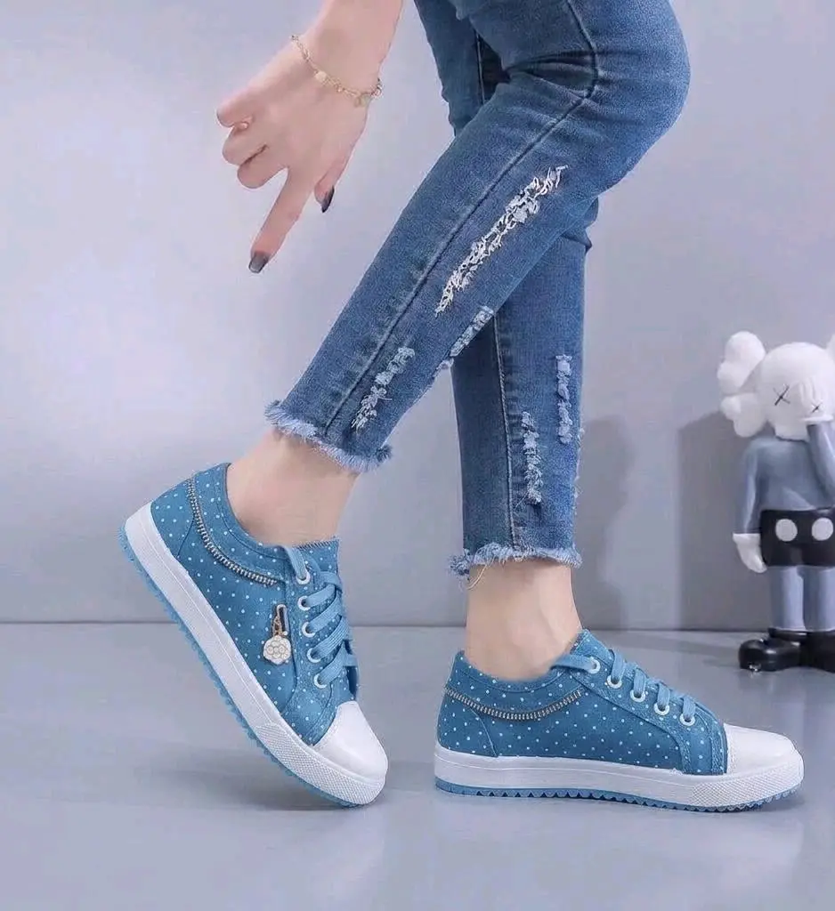Polka Dot Casual Sneakers thumbnail 4