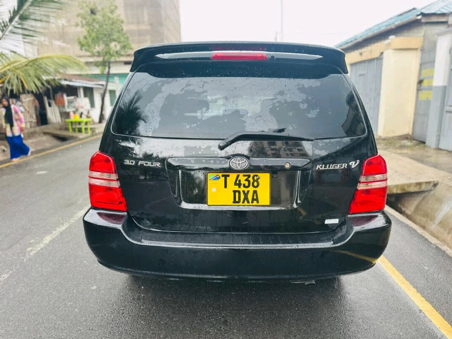 Black Toyota Kluger SUV 2002 Reg DXA thumbnail 6