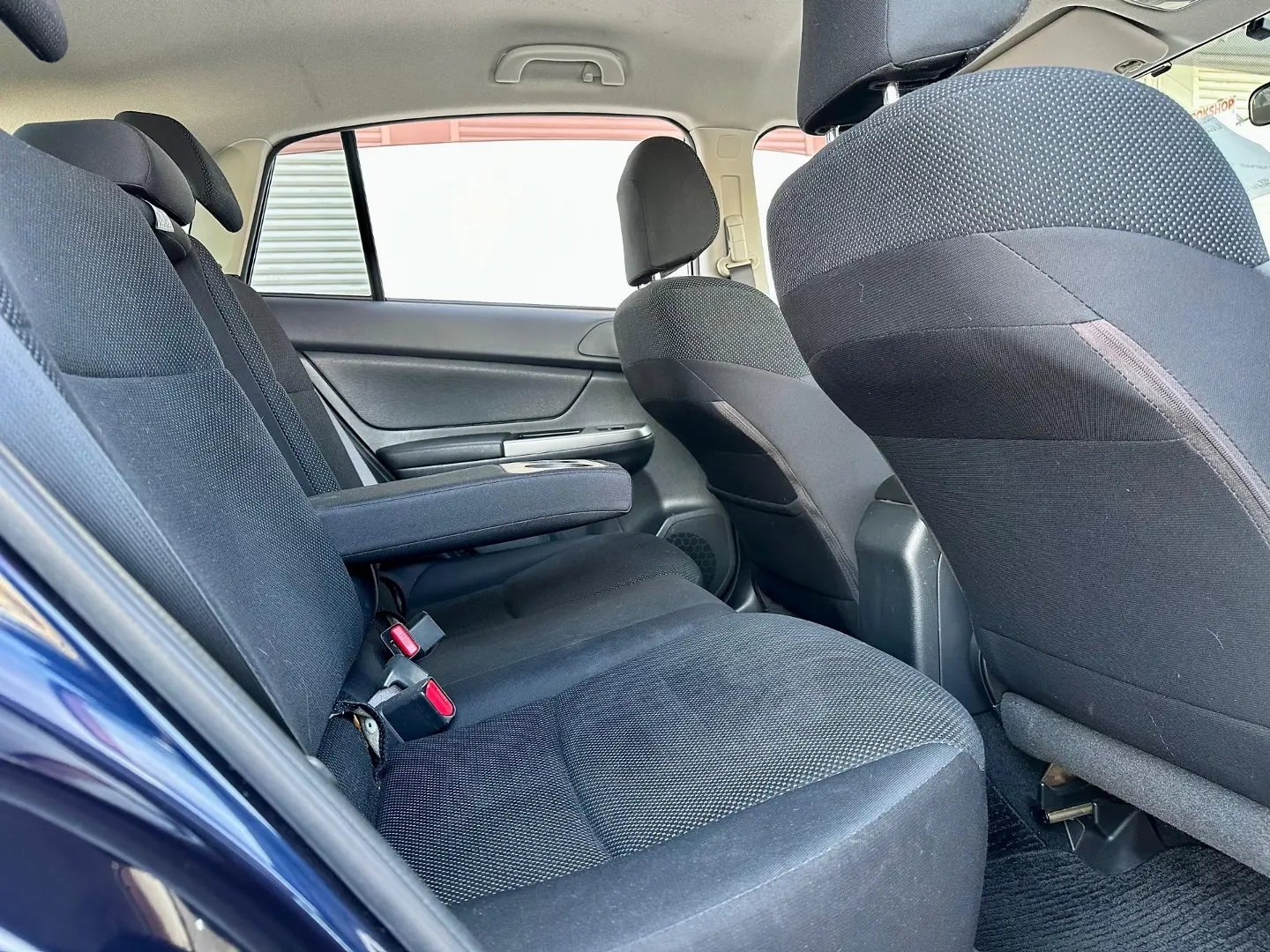 2016 Subaru Impreza Hatchback thumbnail 5
