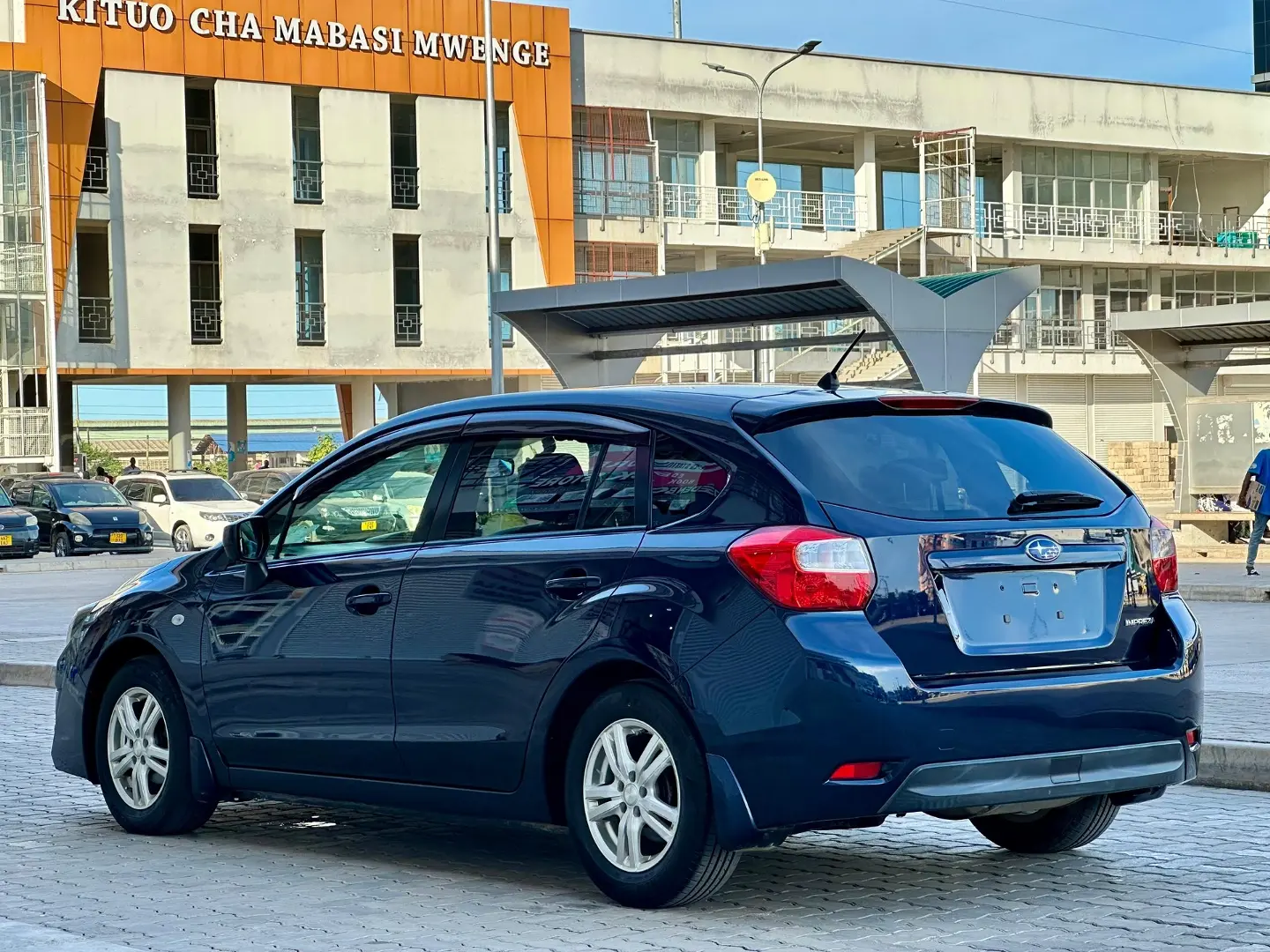2016 Subaru Impreza Hatchback thumbnail 8