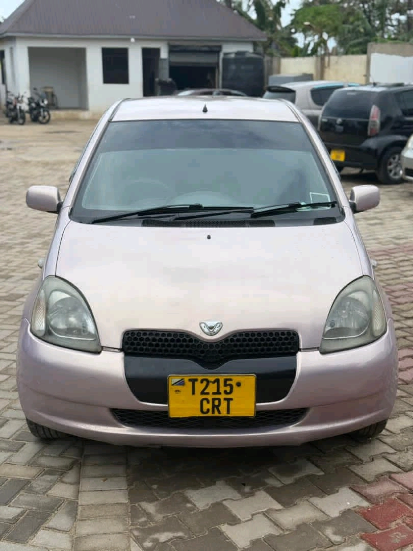 Toyota Vitz Old Model 1290 CC