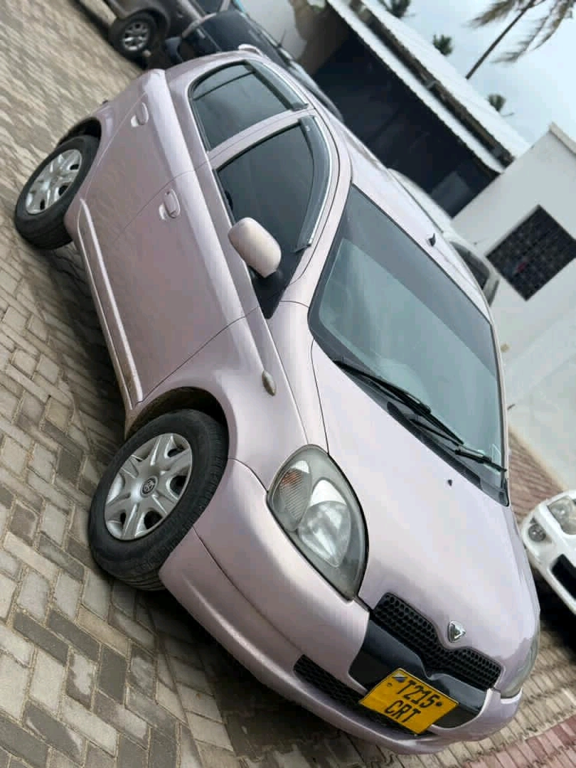Toyota Vitz Old Model 1290 CC thumbnail 4
