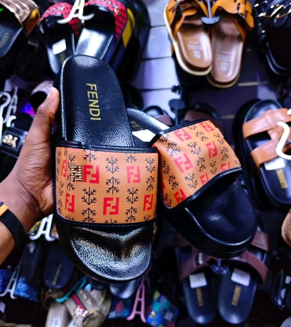 Gucci Black and Red Checkered Slide Sandals thumbnail 4