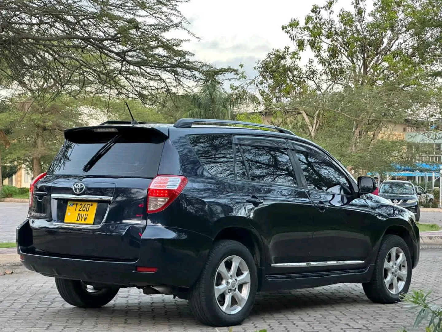 Toyota Vanguard 2008 SUV - Clean Condition thumbnail 5