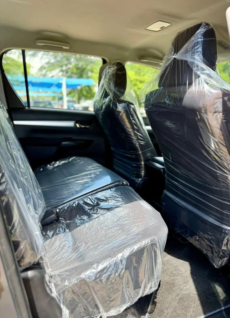 Toyota Hilux Double Cabin 2022 thumbnail 4