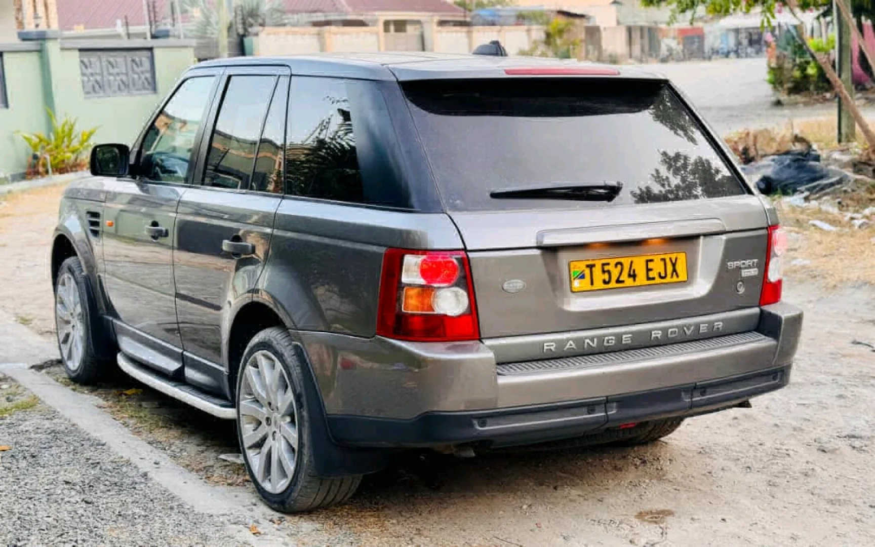 Range Rover Sport Grey Diesel (42mil) thumbnail 5