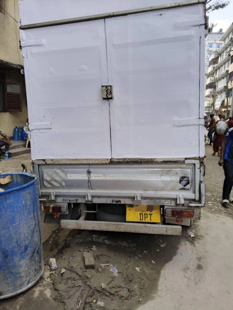 Used Toyota Dyna Light Truck Diesel thumbnail 4