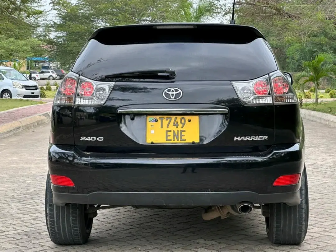 Black 2006 Toyota Harrier SUV (ENE) thumbnail 8