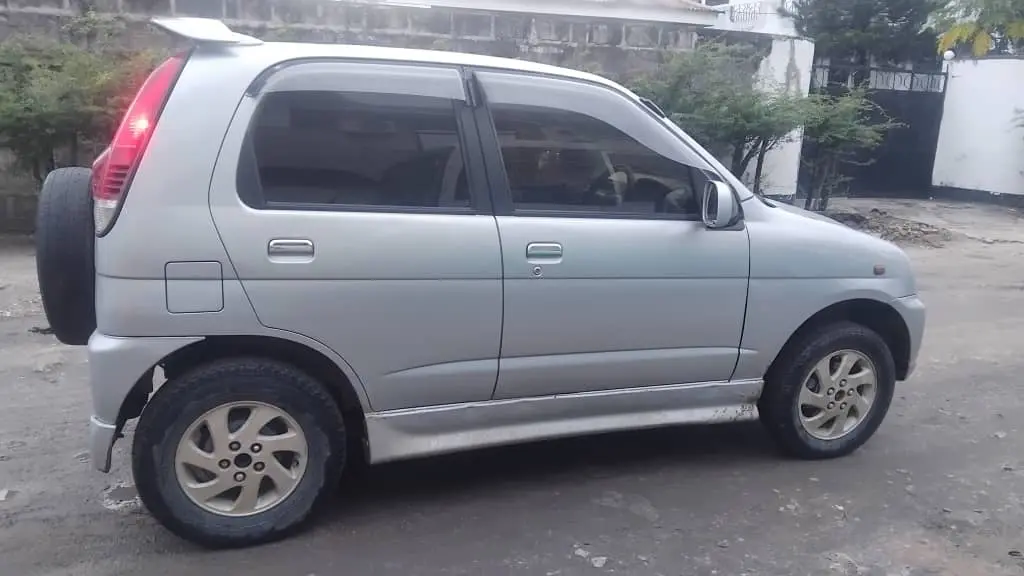 Daihatsu Terios Kid thumbnail 3