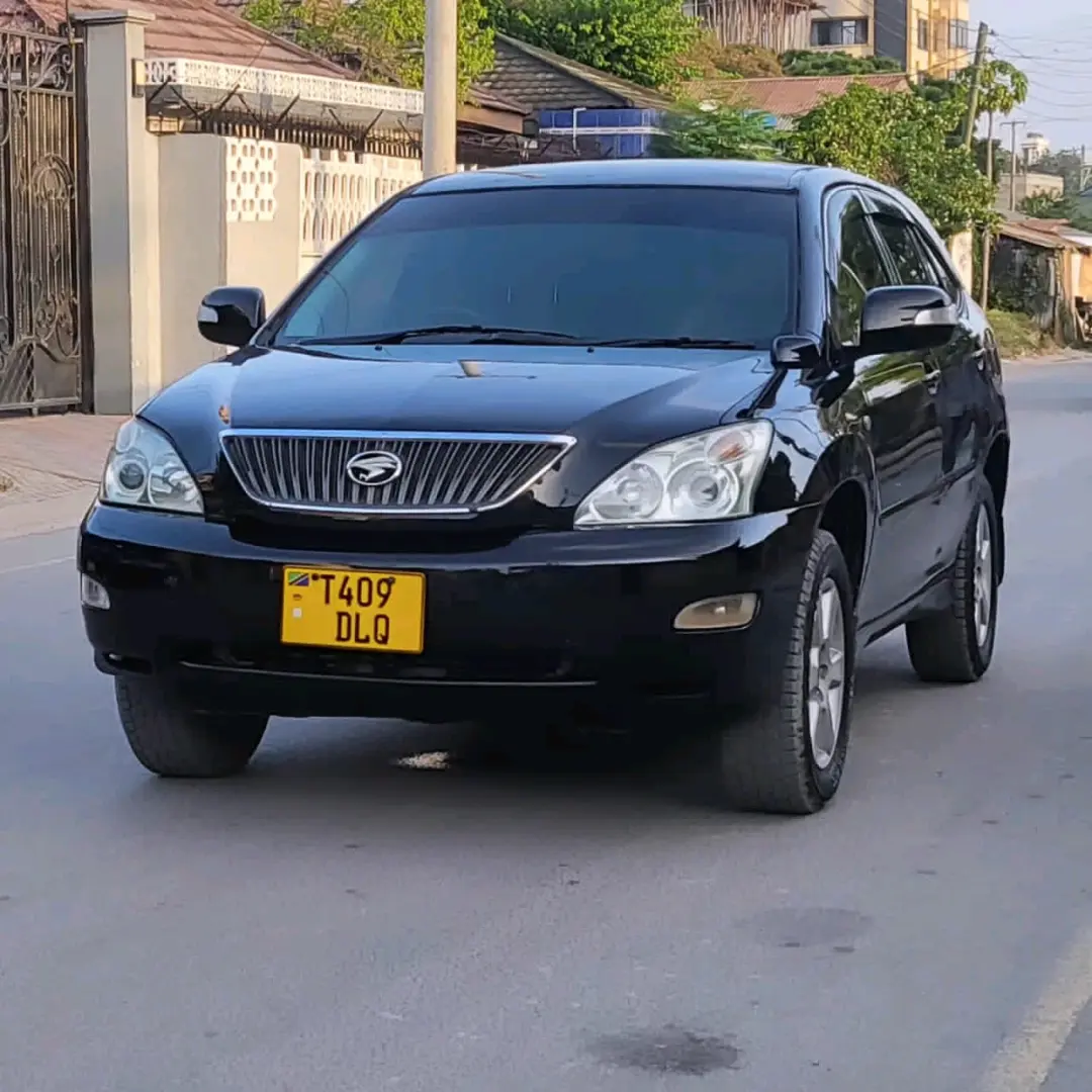 Toyota Harrier 2004 Nyeusi, AC Kamili thumbnail 3