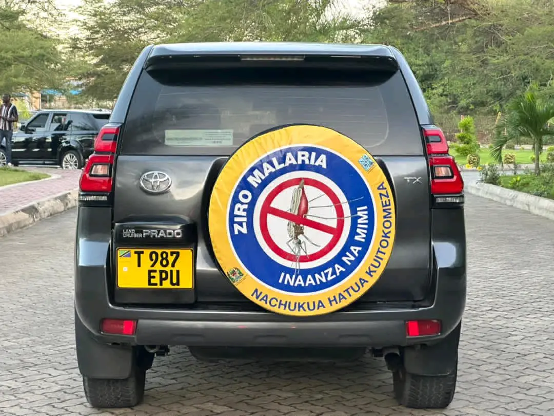 Toyota Land Cruiser Prado 150 (2016) thumbnail 7