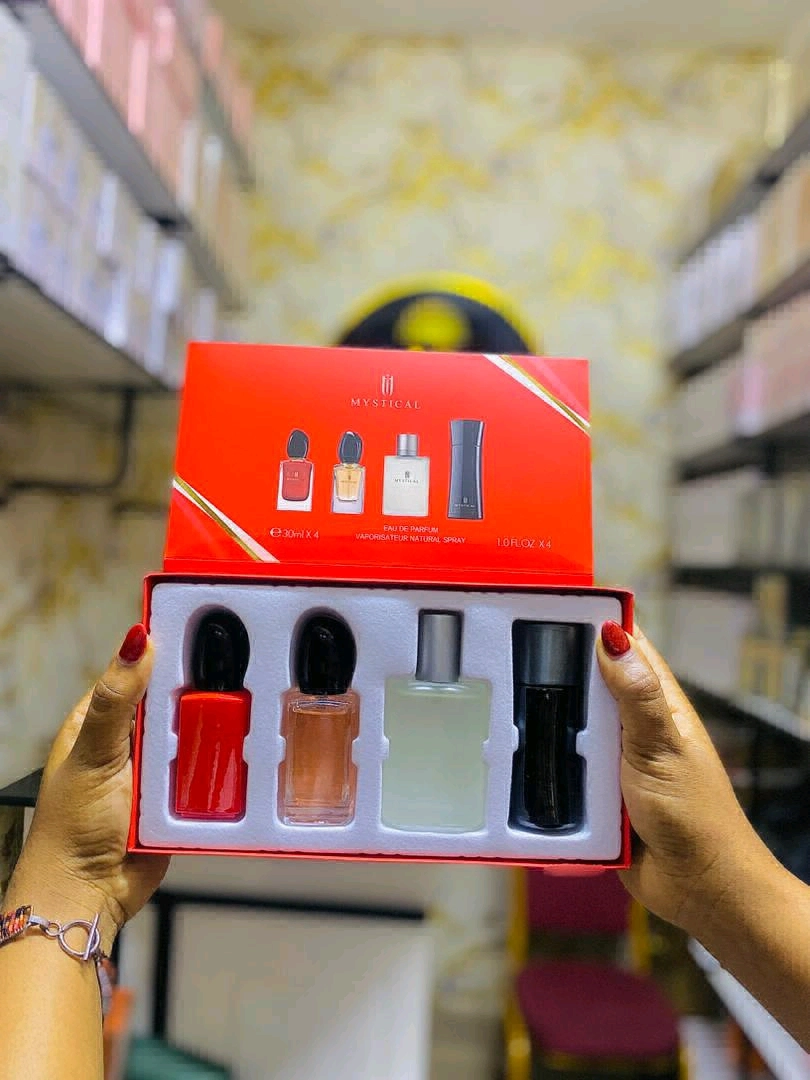 MYSTICAL Miniature Perfume Set Offer