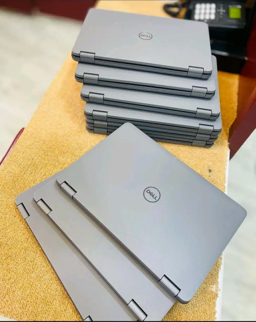 Dell Latitude 3120 Convertible Laptop (8GB RAM, 256GB SSD) thumbnail 4