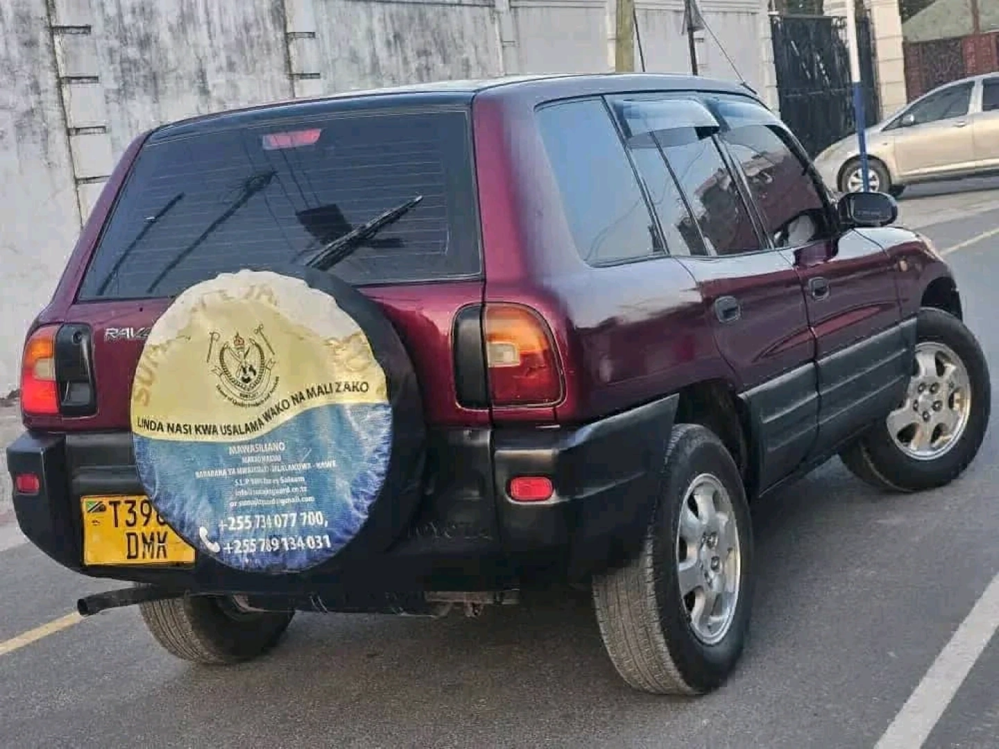 Toyota RAV4 Old Model 2000 4WD thumbnail 3