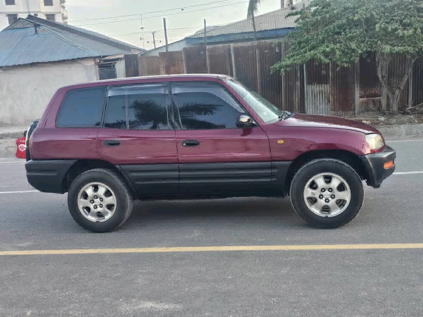 Toyota RAV4 Old Model 2000 4WD thumbnail 5