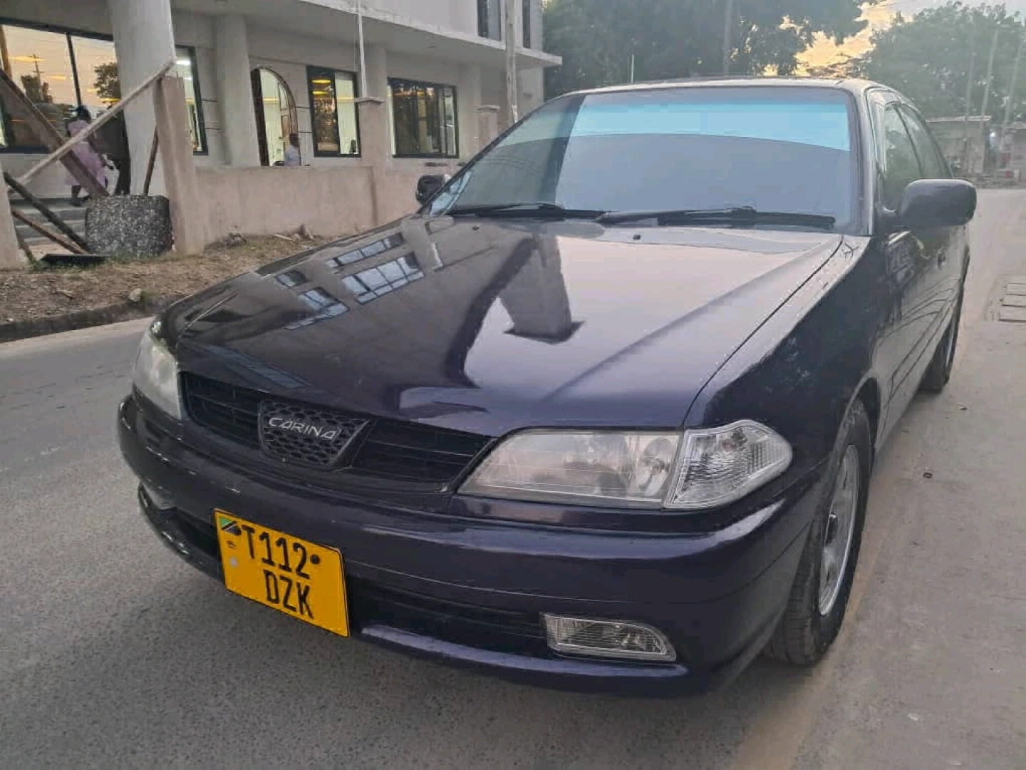 Toyota Carina S.i. Sedan thumbnail 5