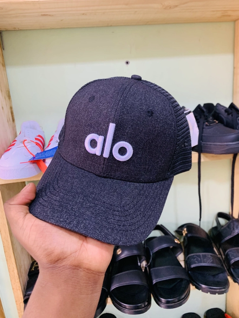 Kofia Nyeusi ya Trucker (High Quality Cap)