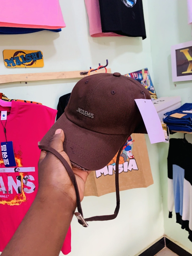 Kofia Nyeusi ya Trucker (High Quality Cap) thumbnail 2