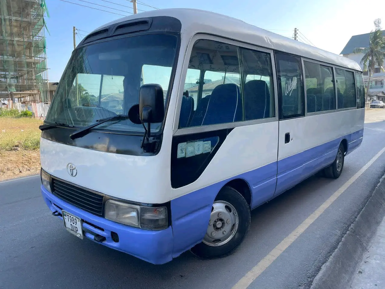 Toyota Coaster Minibus 2000 Model (DUP) thumbnail 2