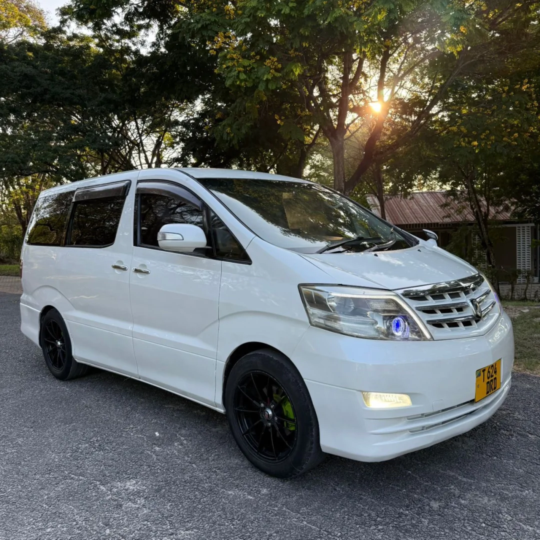 Toyota Alphard Minivan 2005 - Full AC, Sport Rims thumbnail 2