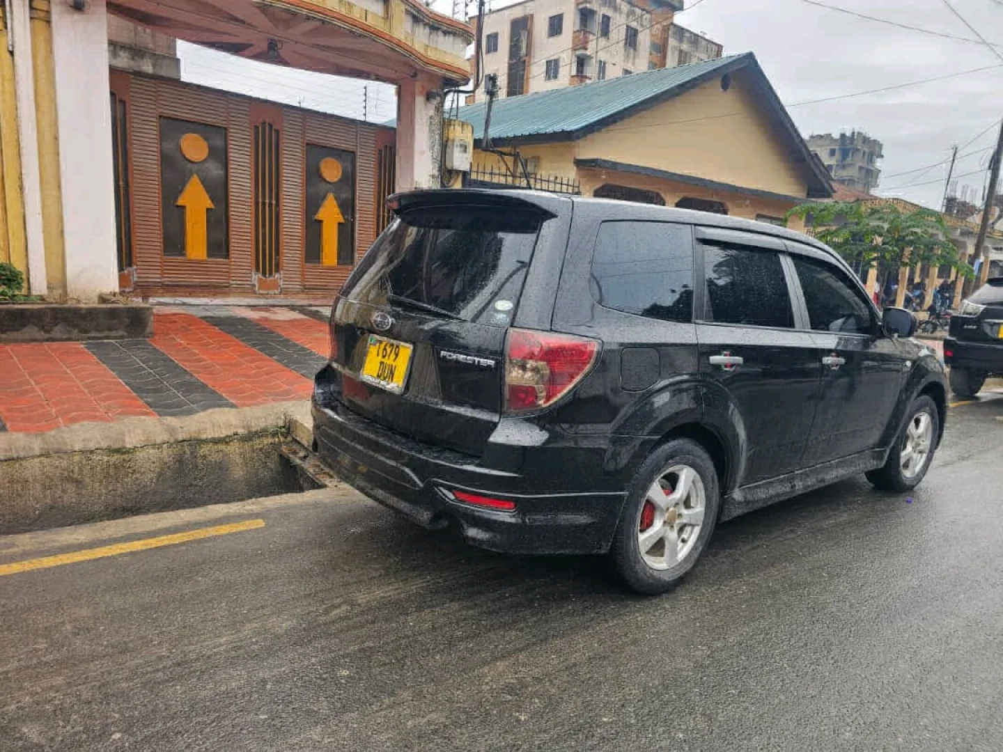 Subaru Forester 2008 Automatic Black SUV thumbnail 3