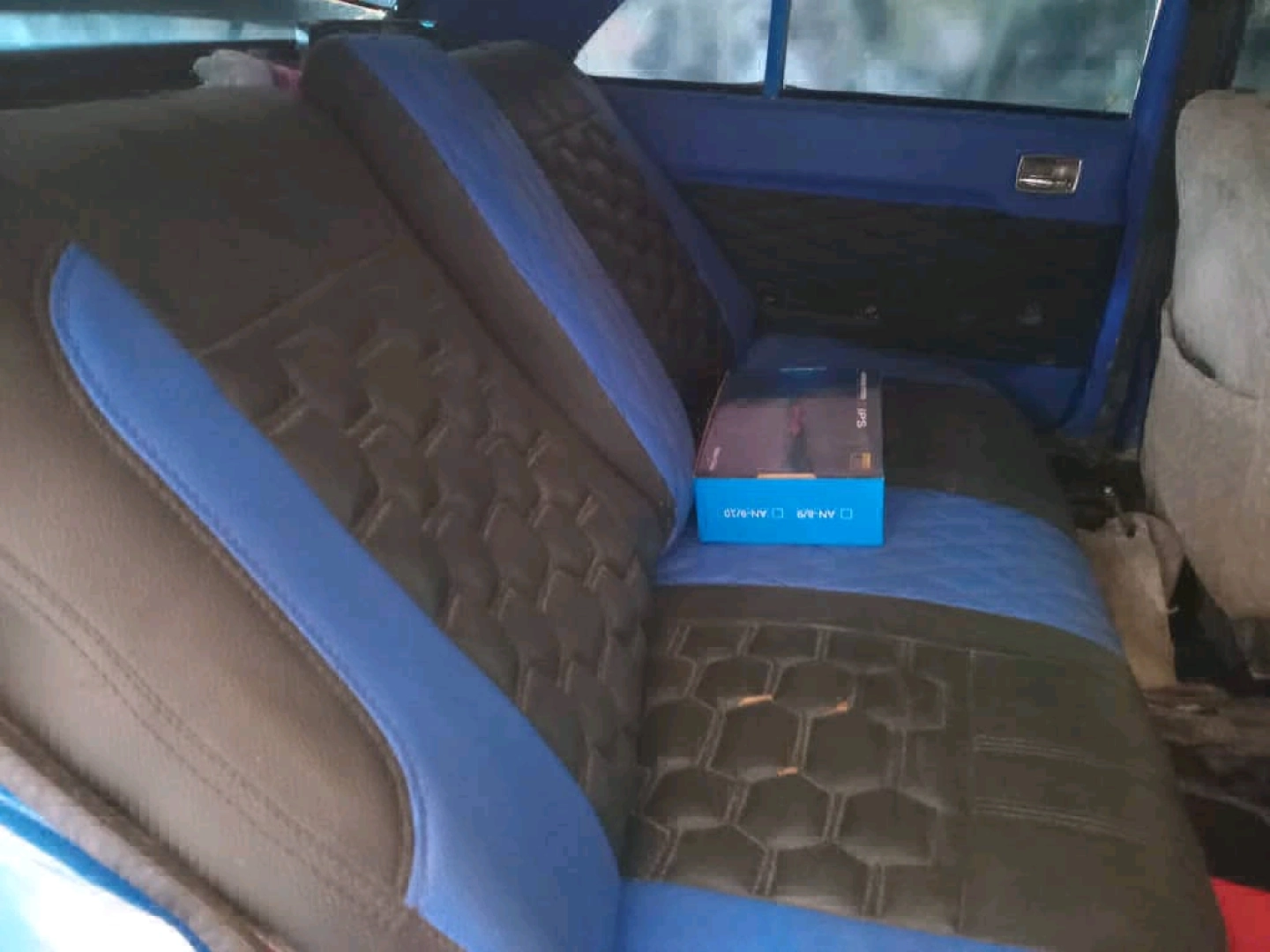 Peugeot 504 For Sale Manual Petrol Full AC thumbnail 3