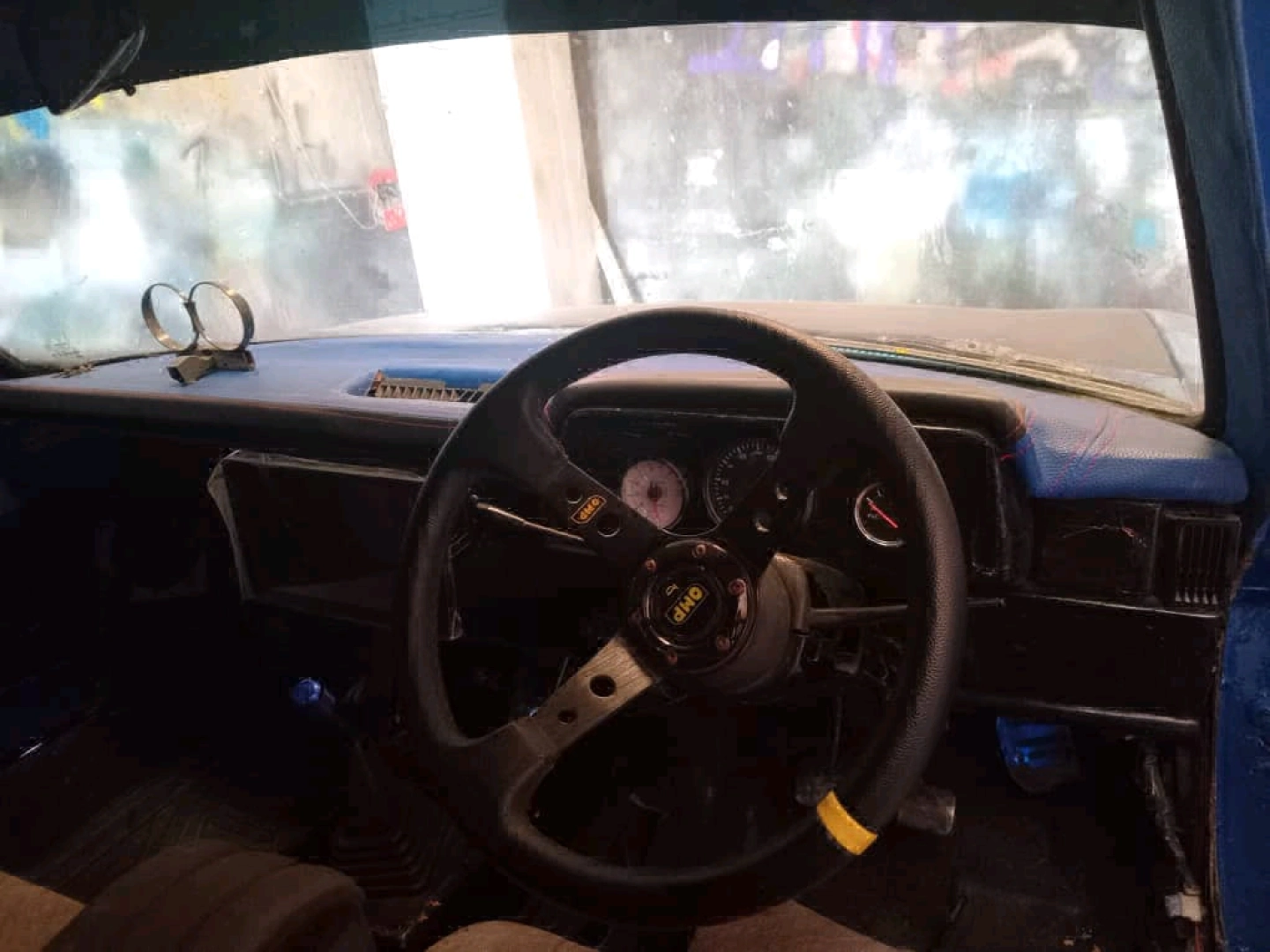Peugeot 504 For Sale Manual Petrol Full AC thumbnail 9