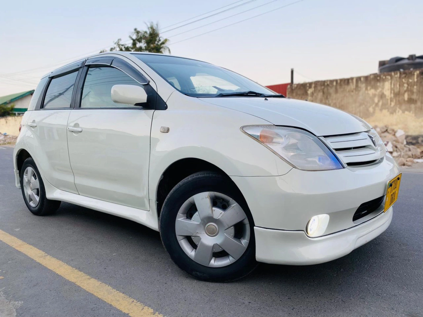 Used 2004 Toyota Ist 1290cc (Reg No. DRA) thumbnail 9