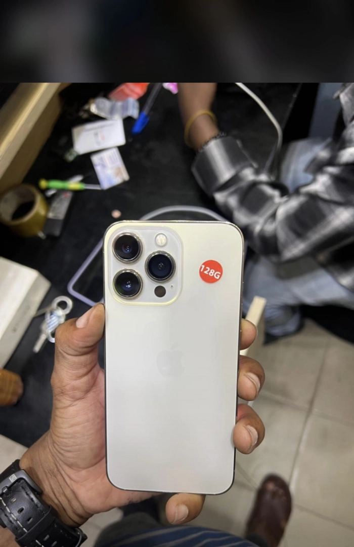 Used iPhone 13 Pro Max 128GB (100% BH) thumbnail 3