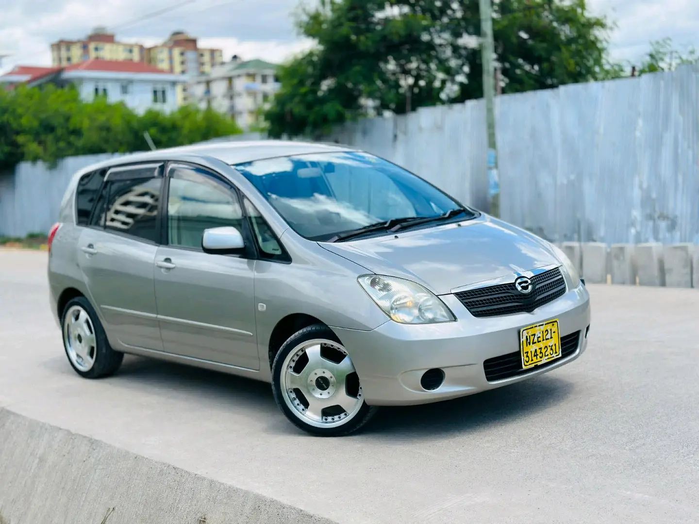 Toyota Spacio 2002 (7 Seats) thumbnail 4