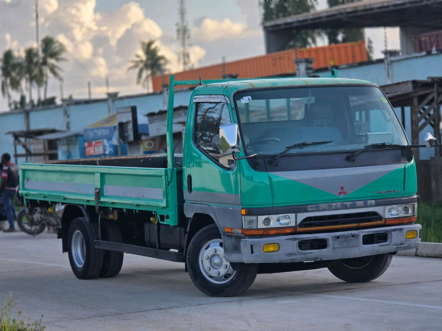 1999 Mitsubishi Canter Truck 4500cc Turbo thumbnail 2