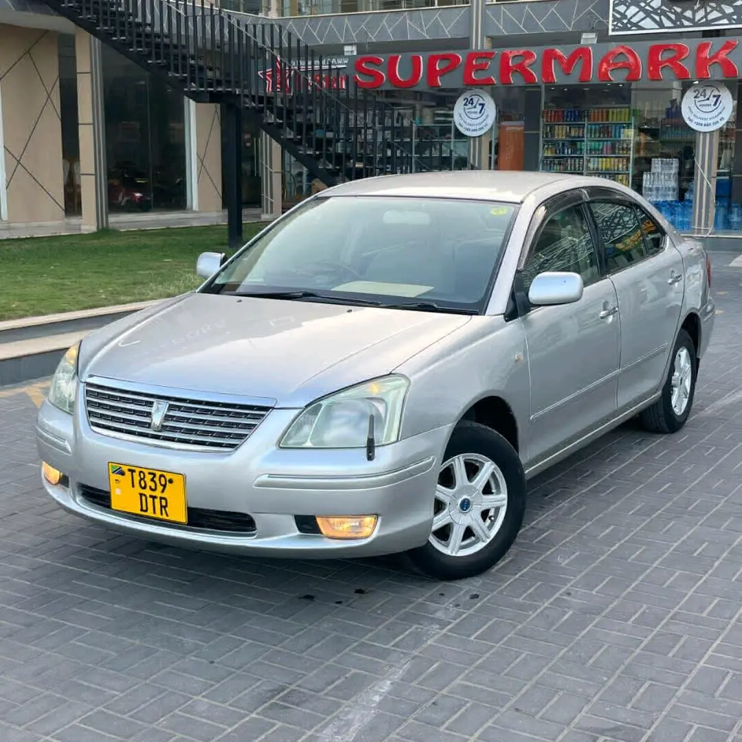 2004 Toyota Premio F (Silver)