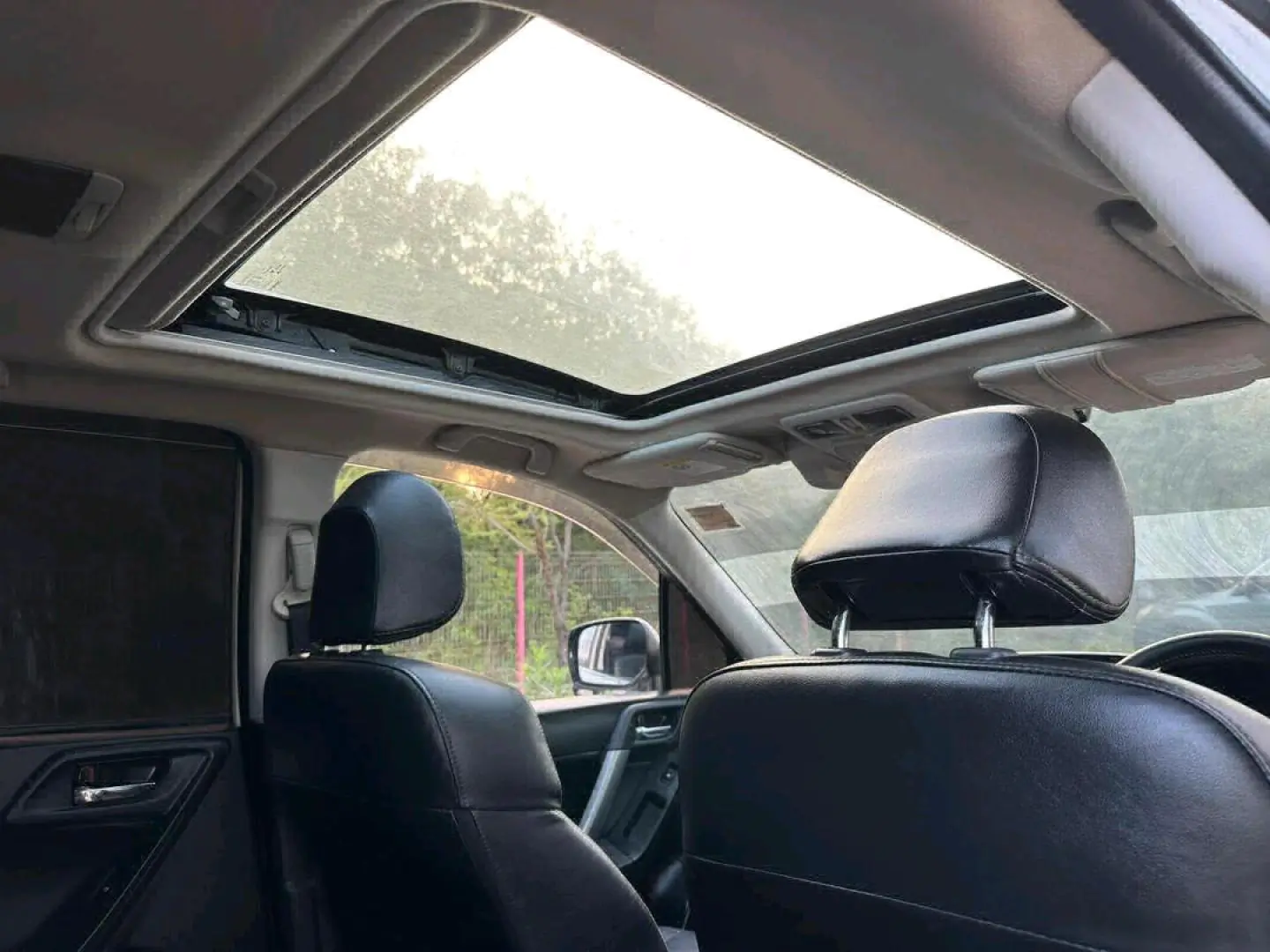 2012 Subaru Forester XT Pearl with Sunroof thumbnail 7