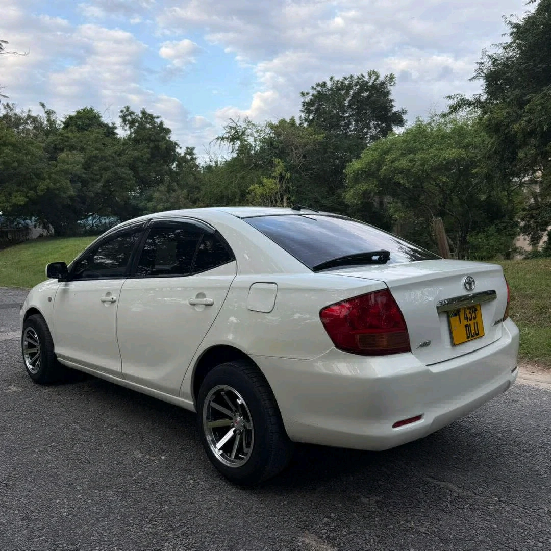 Toyota Allion Sedan 2004 Model