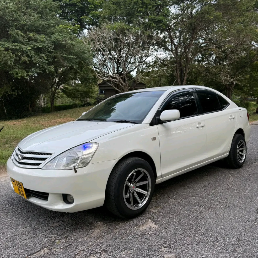Toyota Allion Sedan 2004 Model thumbnail 6