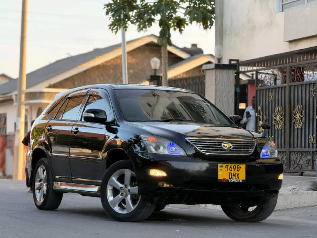 Toyota Harrier 2006 Nyeusi thumbnail 4