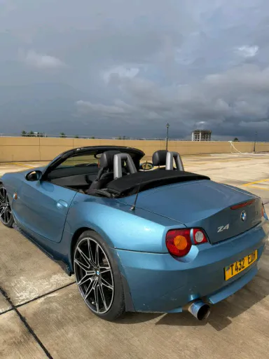 BMW Z4 2004