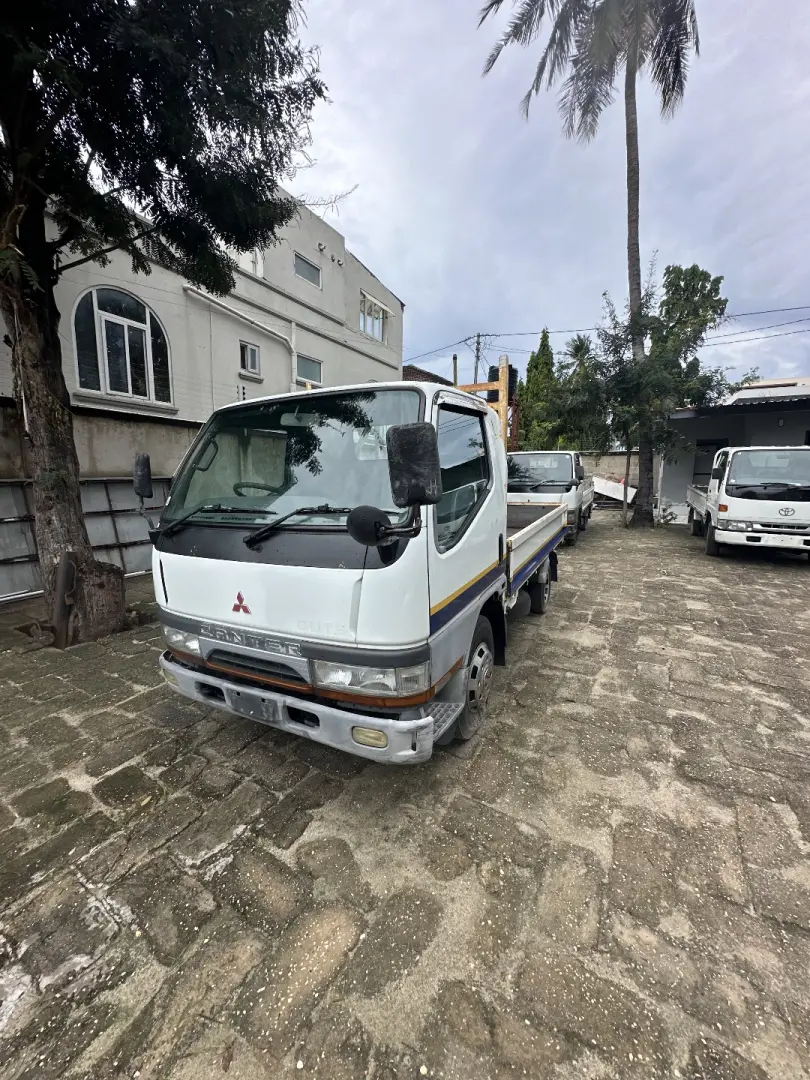 Mitsubishi Canter 1996 thumbnail 5