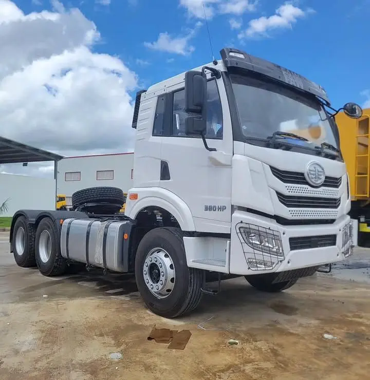 FAW Prime Mover Truck thumbnail 5