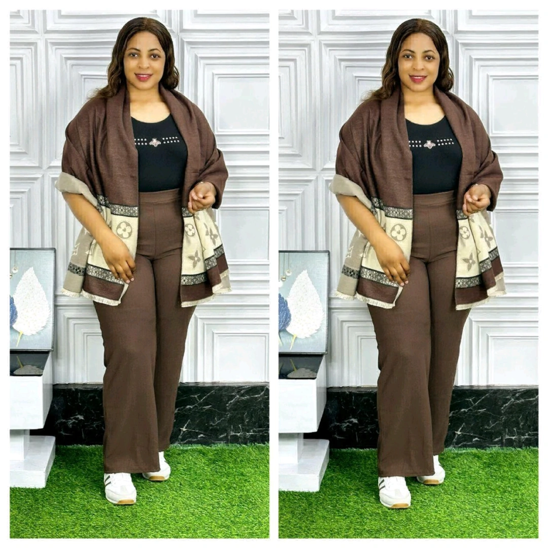 Poncho/Shawl ya Wanawake Blue na Beige thumbnail 3