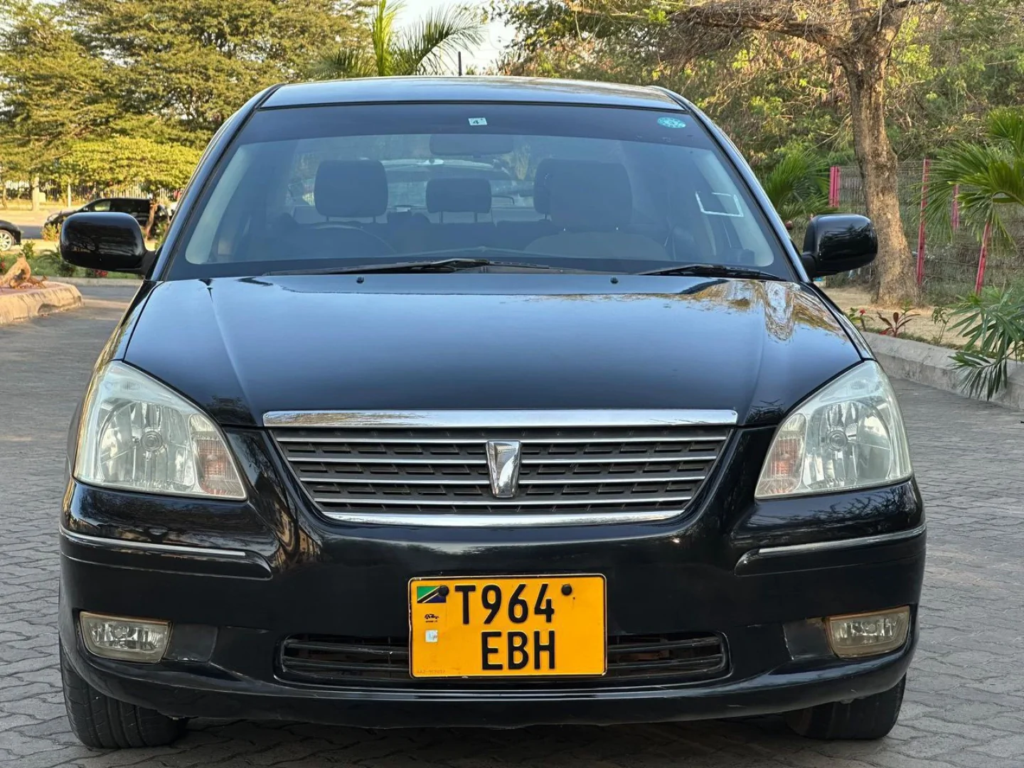 Toyota Premio X 2004 Black Sedan for Sale thumbnail 2