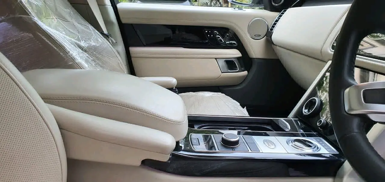Range Rover Vogue Autobiography 2019 thumbnail 4