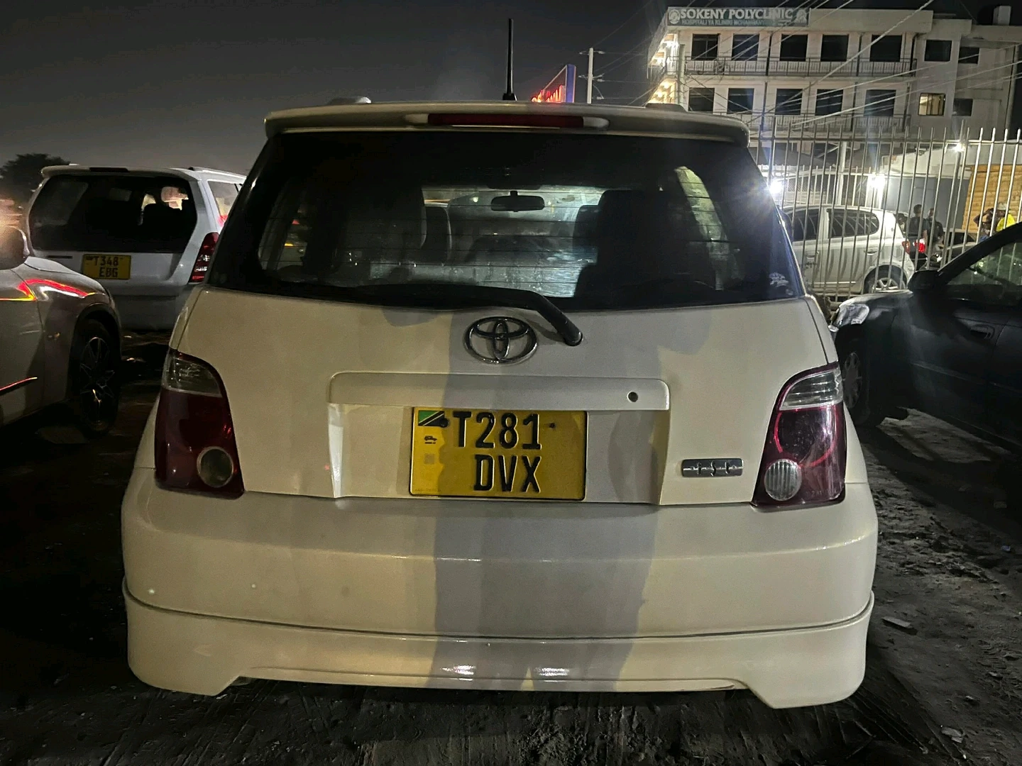 Toyota Ist 2003 Vvti for Sale thumbnail 2