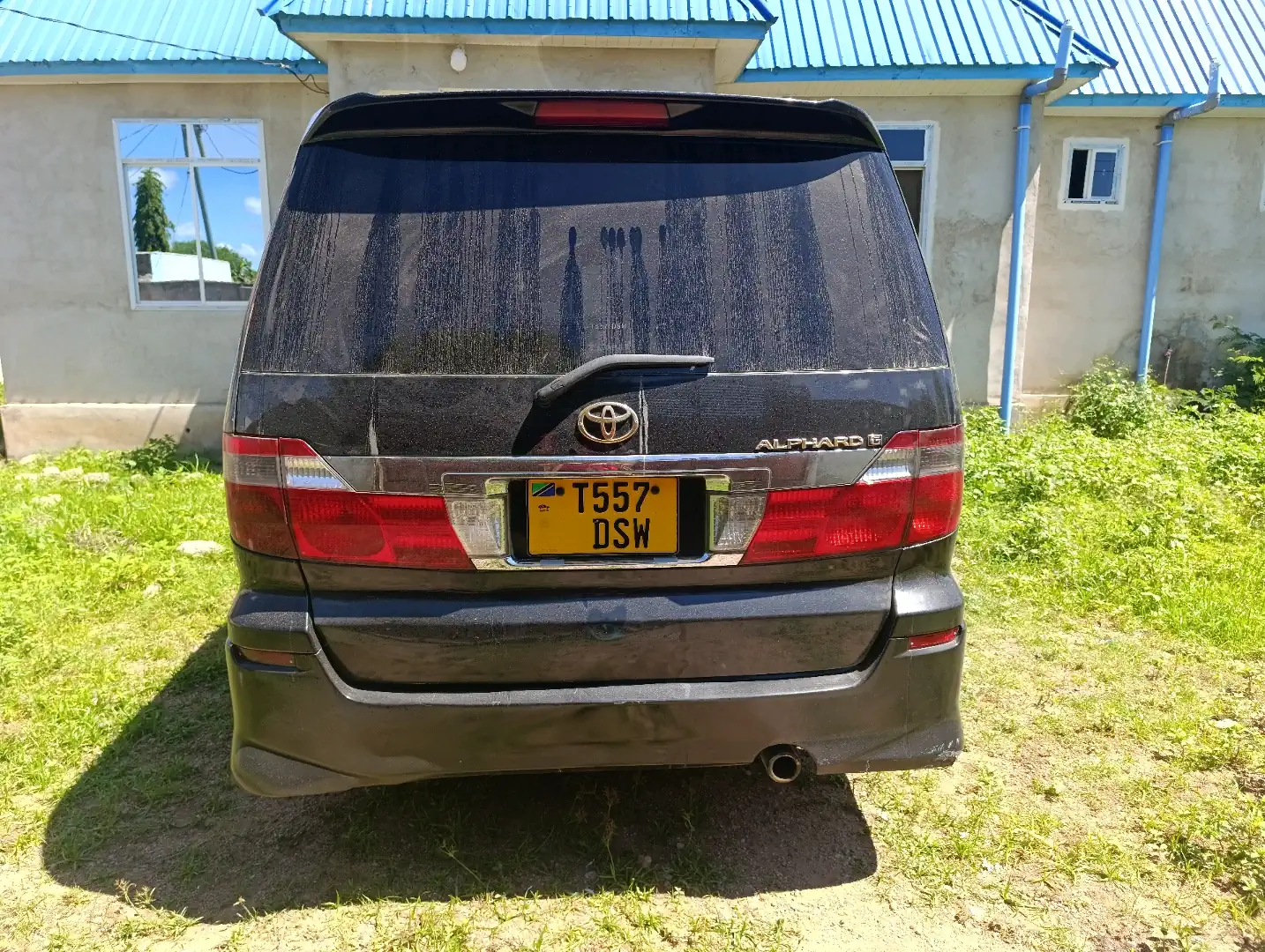 Used Black Toyota Alphard Minivan 2400cc Full AC thumbnail 2