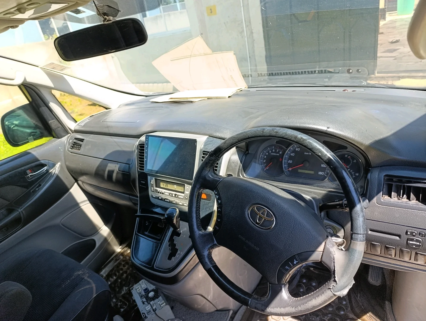 Used Black Toyota Alphard Minivan 2400cc Full AC thumbnail 6