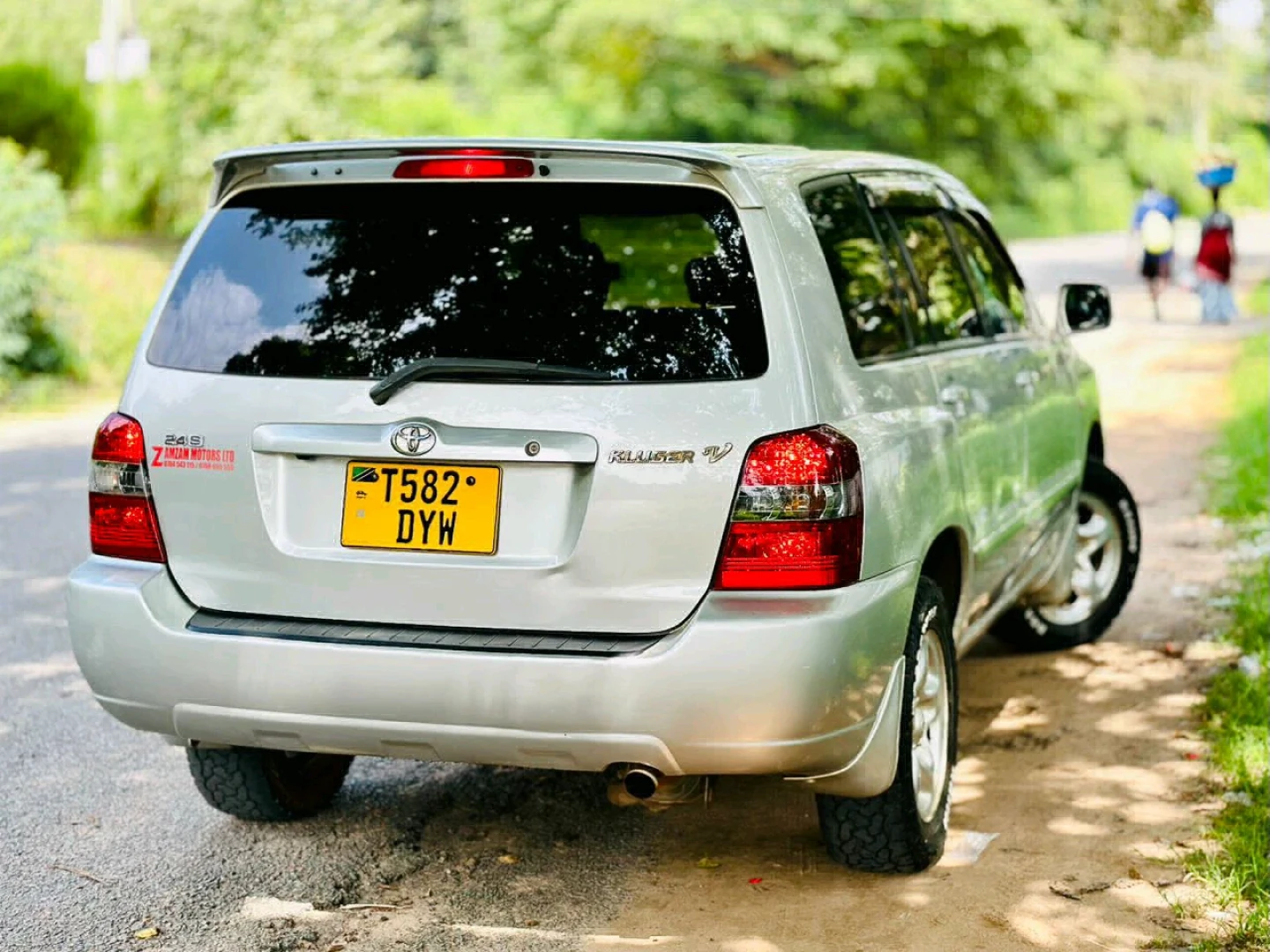 Toyota Kluger SUV 2005 Low Mileage Mwanza thumbnail 5