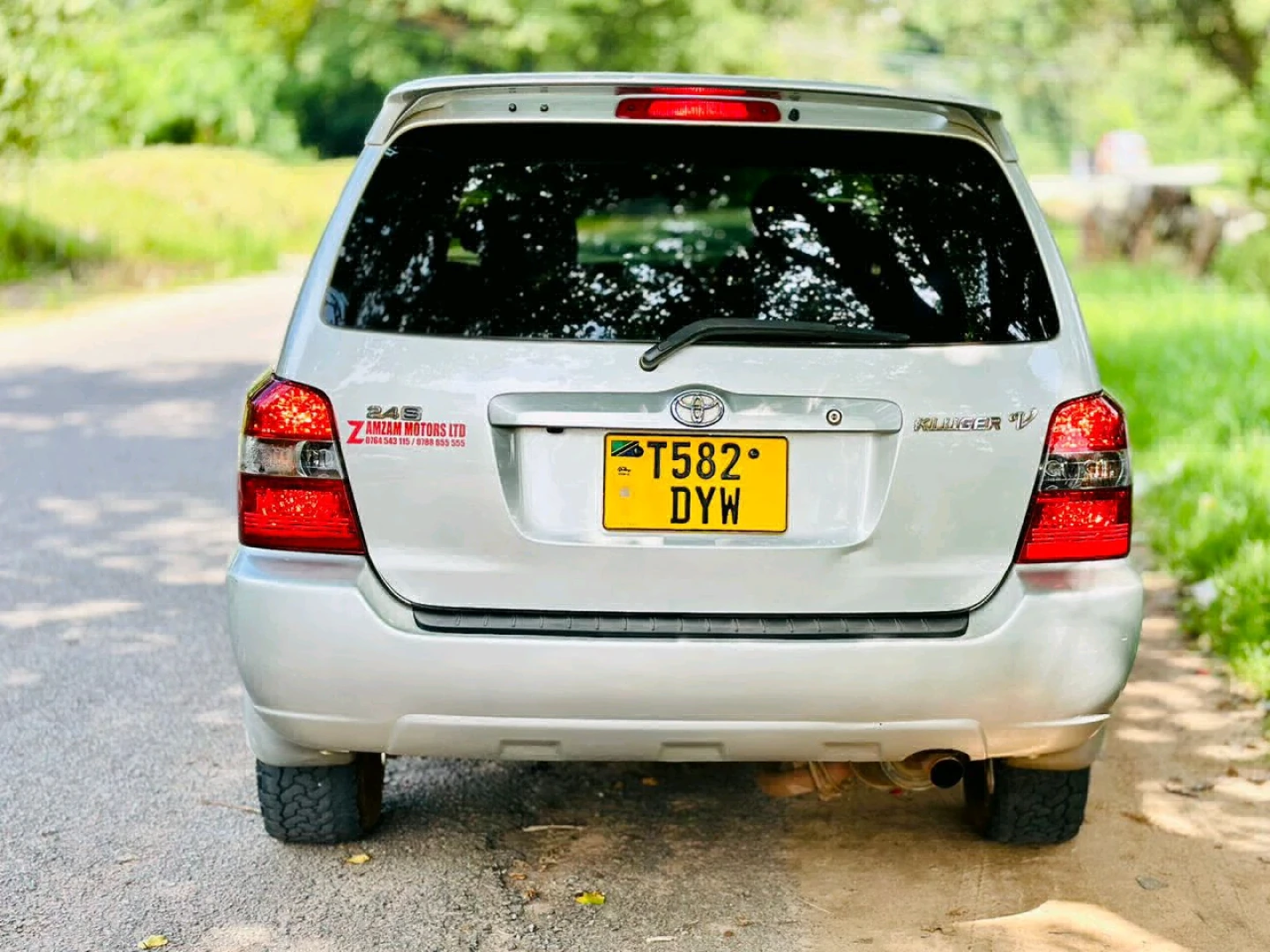 Toyota Kluger SUV 2005 Low Mileage Mwanza thumbnail 6